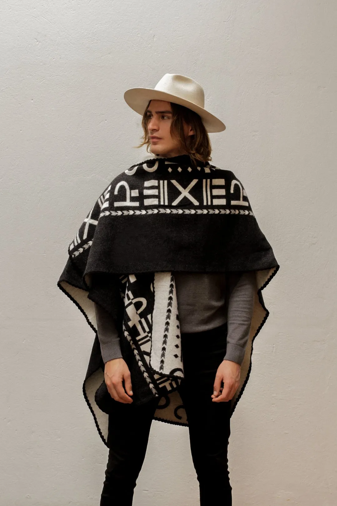 OX Black and White Poncho