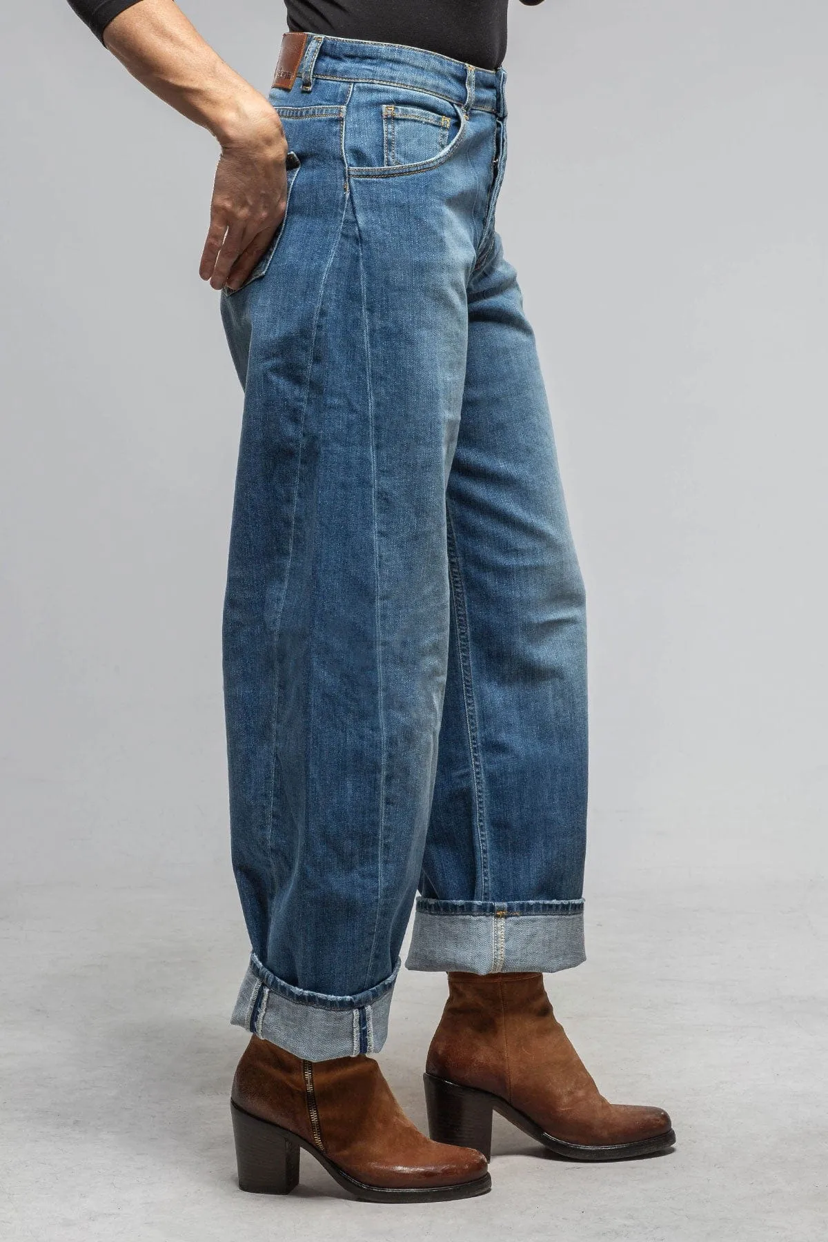 Paloma Selvedge Wide Leg Gaucho Jean In Mid Light