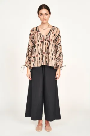 Petaluma Blouse in Sand Labyrinth