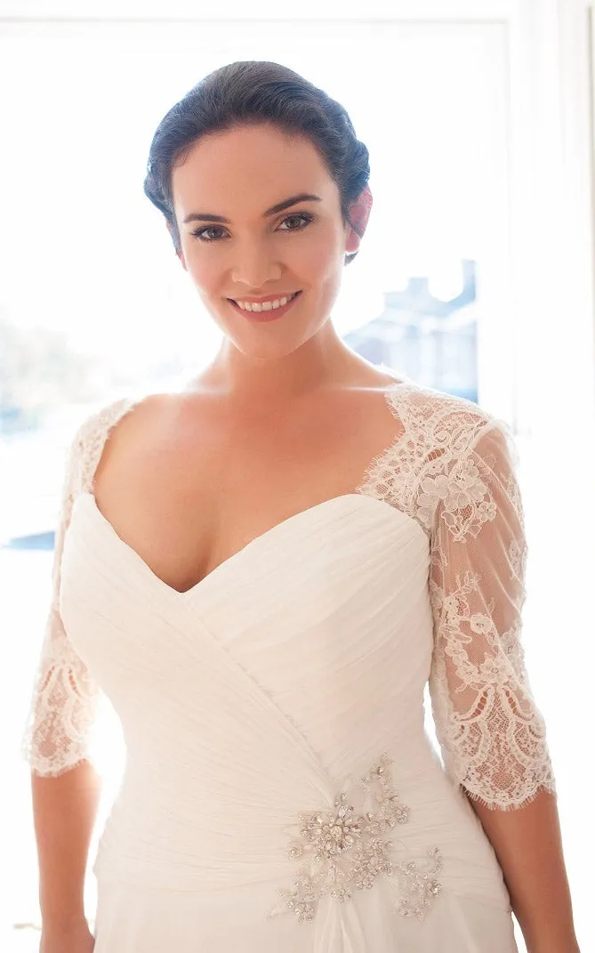 Plus Size A-Line V-Neck Half Sleeve Lace Sleeve Chiffon Dress with Sweep Train-714716