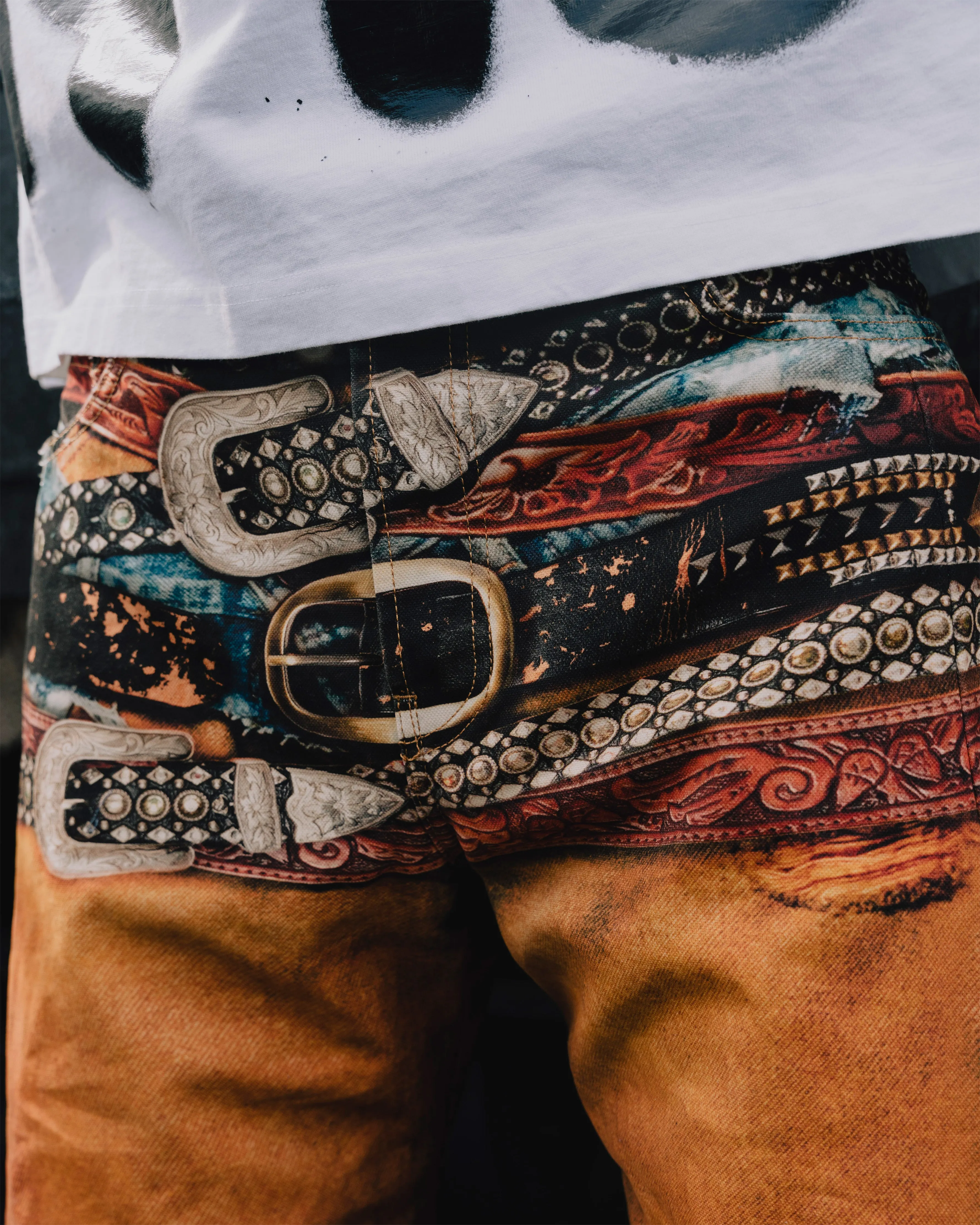 PRINTED DENIM TROUSER