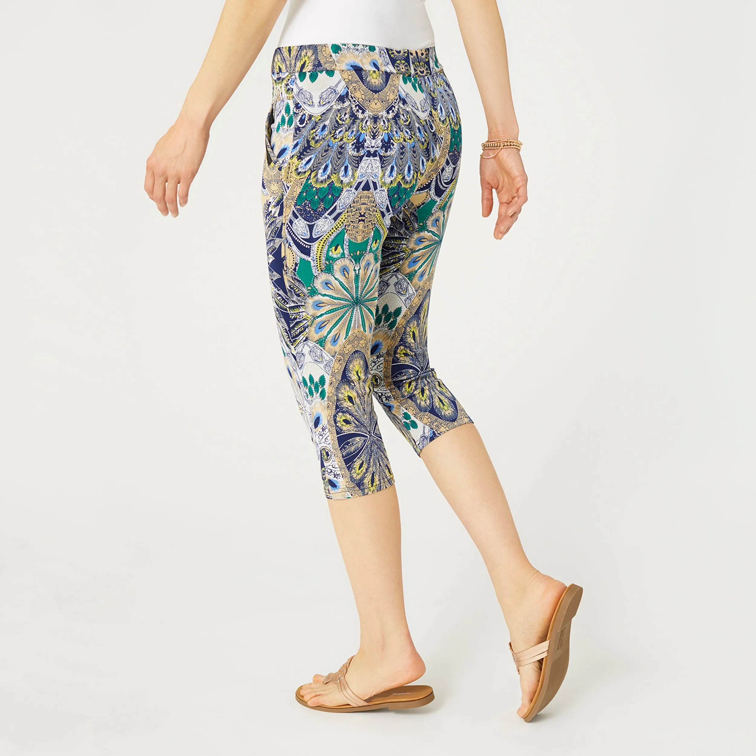Printed Jasmine Capri Zip Pocket Leggings