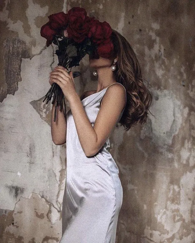 Sexy Silver Silk Like Satin Bridesmaid Dress Tea Length V-Neck Sheath Party Gowns Fashion