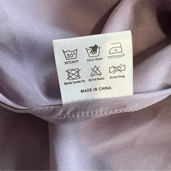 SilkSilky Pure Silk Lace Neck Split Hem Nightgown Purple Size Small