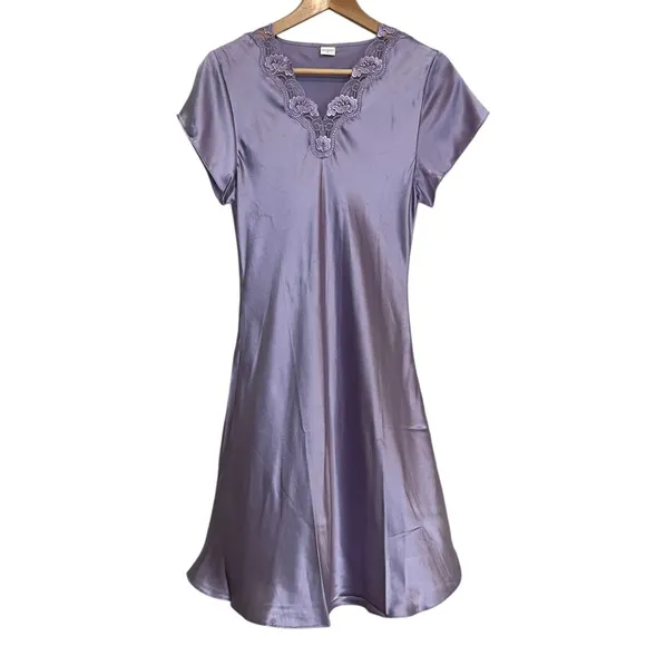 SilkSilky Pure Silk Lace Neck Split Hem Nightgown Purple Size Small