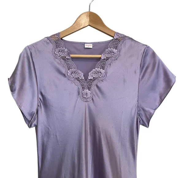 SilkSilky Pure Silk Lace Neck Split Hem Nightgown Purple Size Small