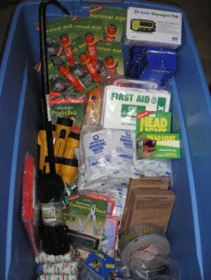 Six-Person Deluxe Emergency Kit
