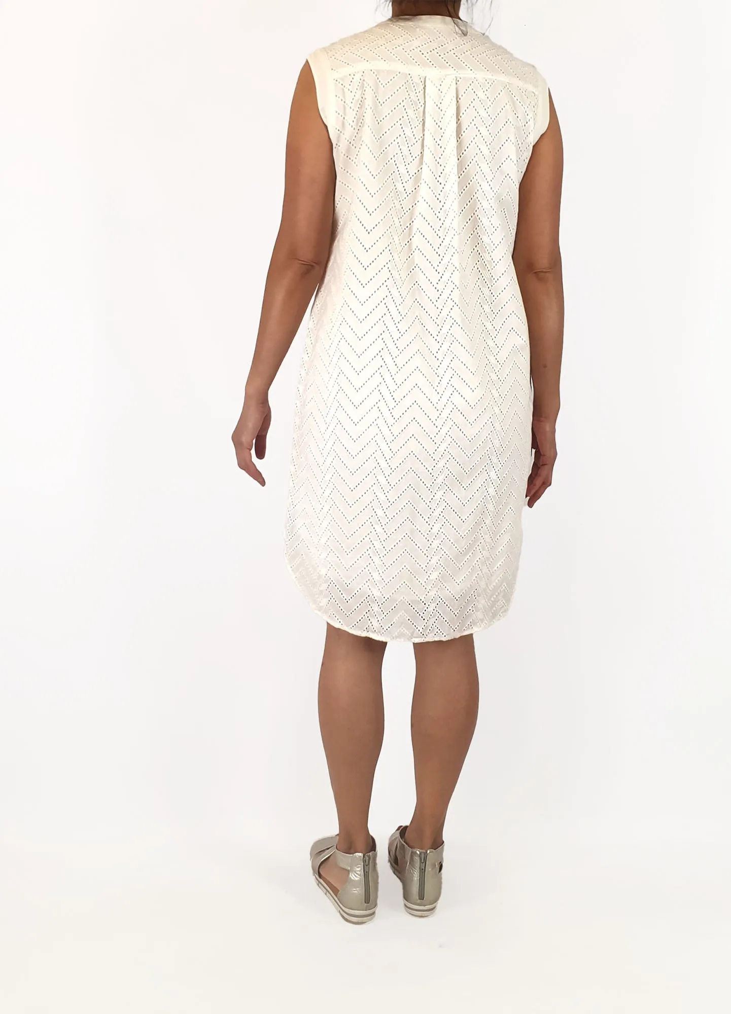 Skin & Threads white cotton dress size 3, best fits 10