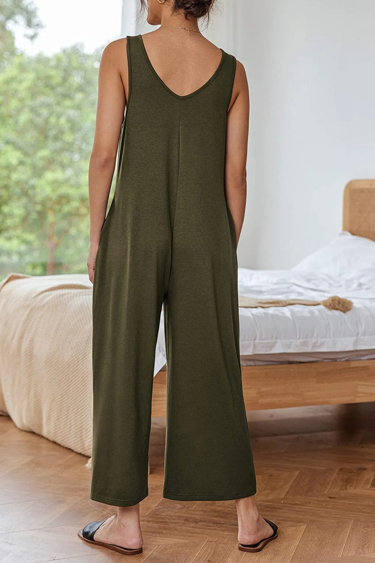 Sleeveless Pocketed Wide Leg Jumpsuits