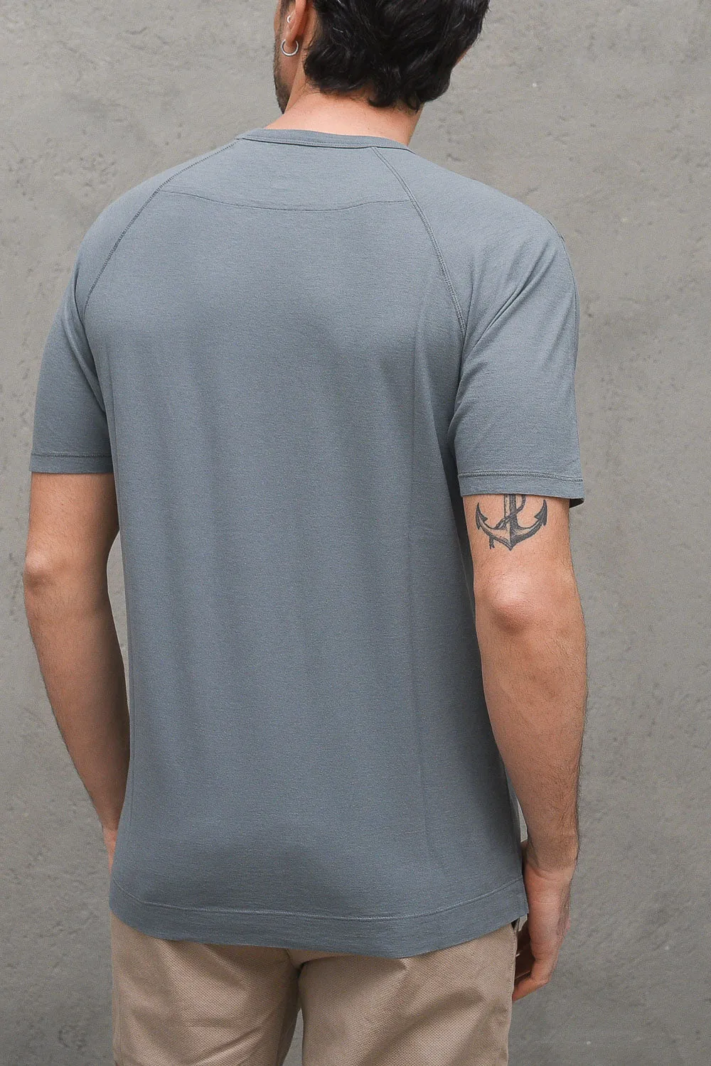 T-shirts Short Sleeve - Gargoyle