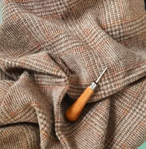 Textured Wool Fabric "Warm Brown Glen Plaid"