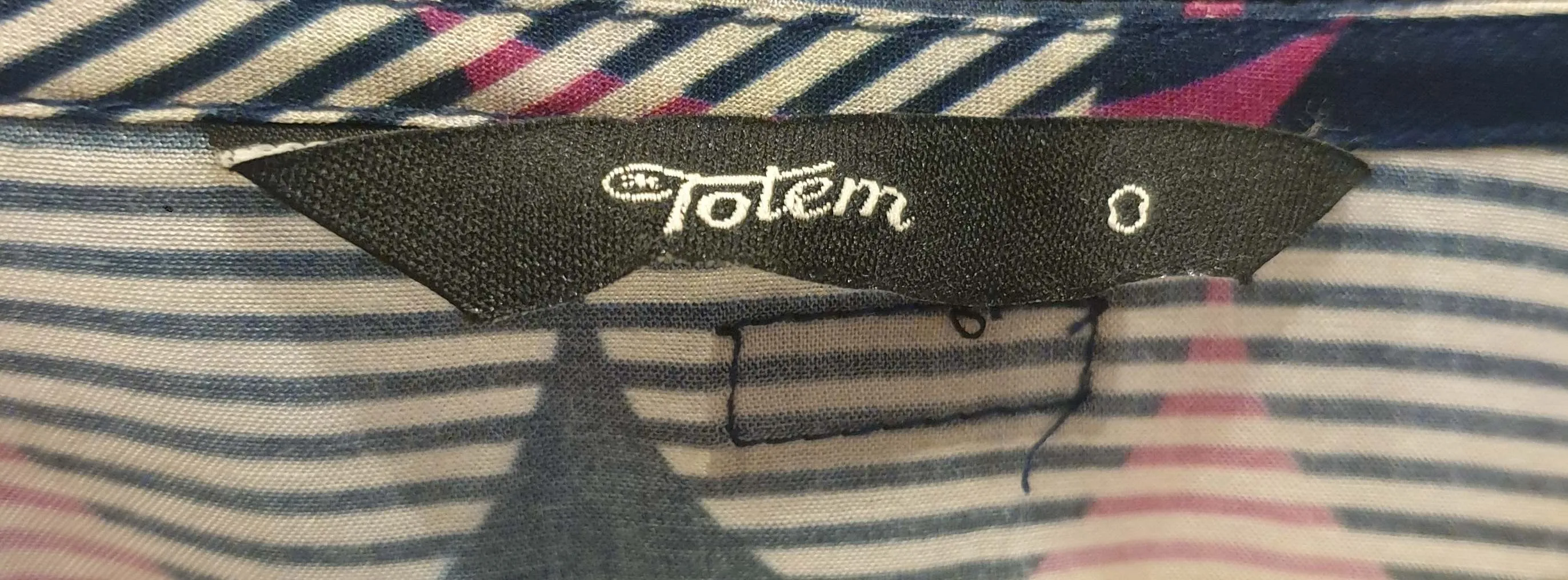 Totem unique print long sleeve dress size 0 (best fits 6-8)