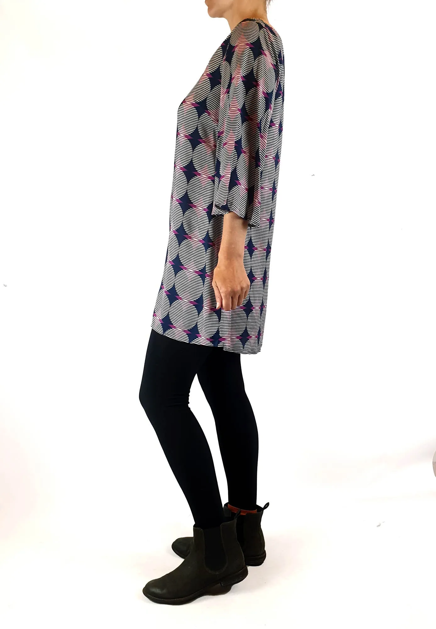 Totem unique print long sleeve dress size 0 (best fits 6-8)