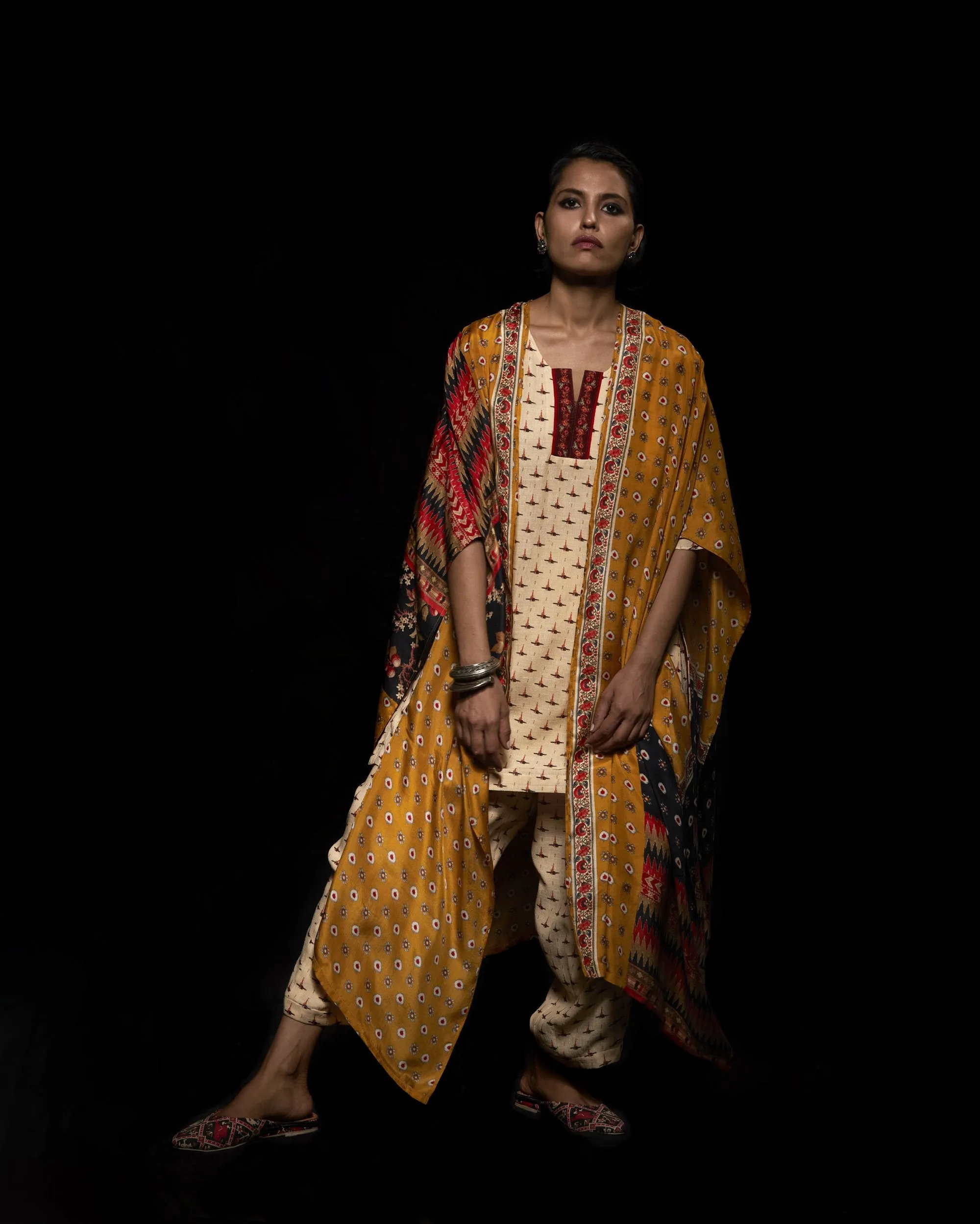 Viam   I   Ivory Ikat Hand Printed Pants