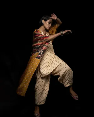 Viam   I   Ivory Ikat Hand Printed Pants