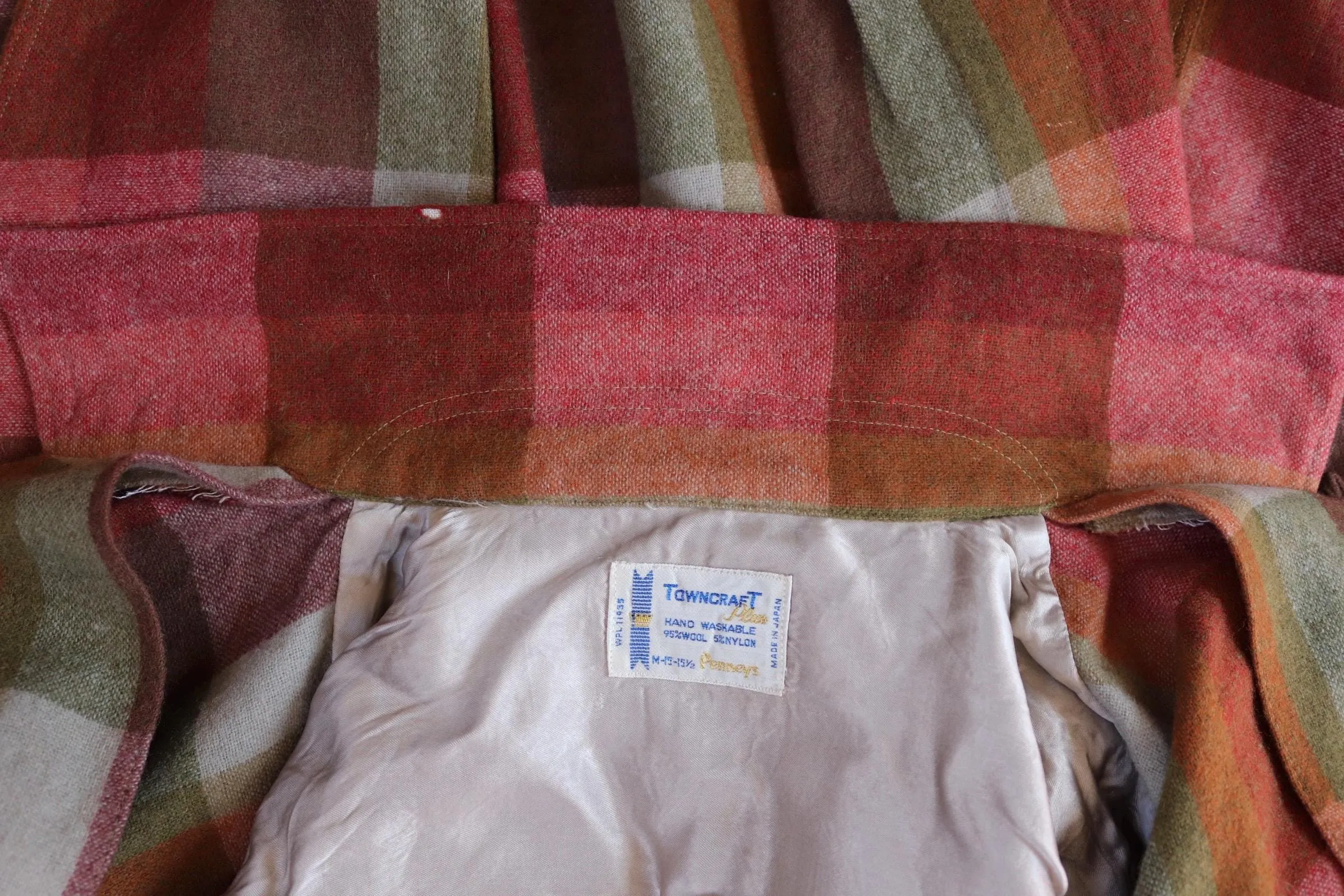 Vintage Penneys Towncraft wool shirt - 1960s 70s plaid - pink green brown check - 45” chest - loop collar