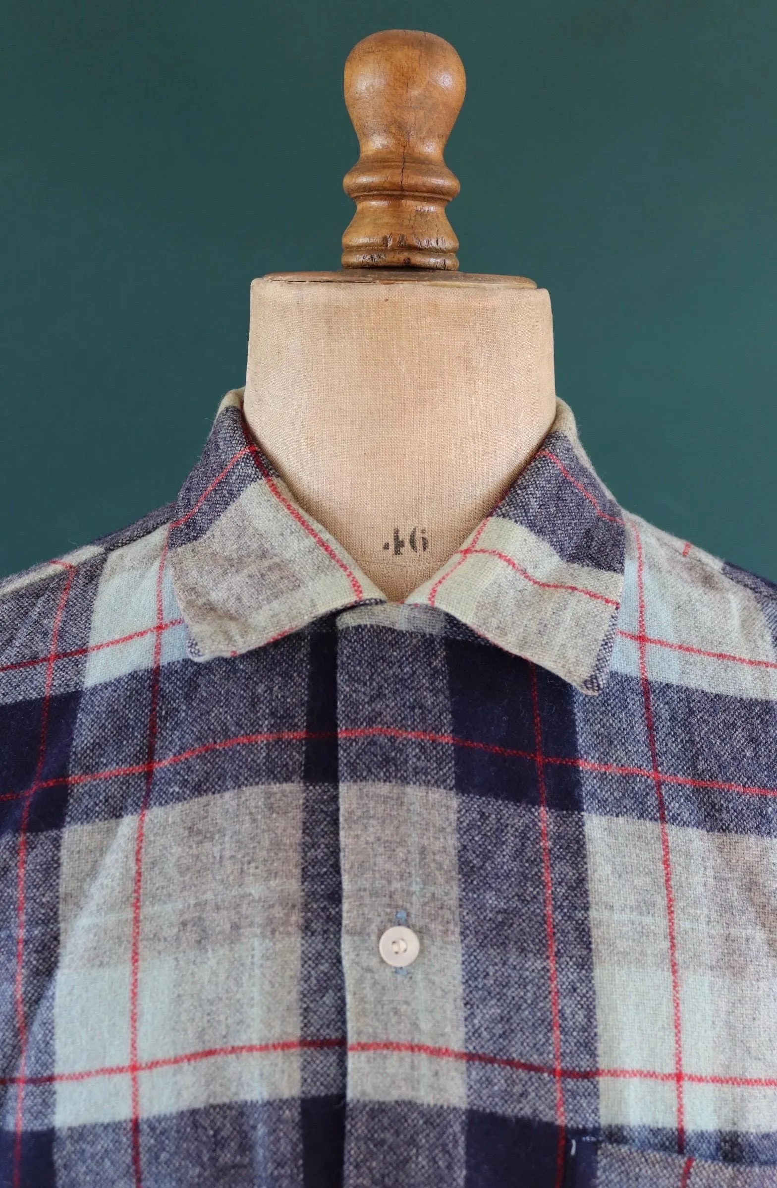 Vintage plaid wool shirt - 1960s loop collar - blue grey check - 48” chest