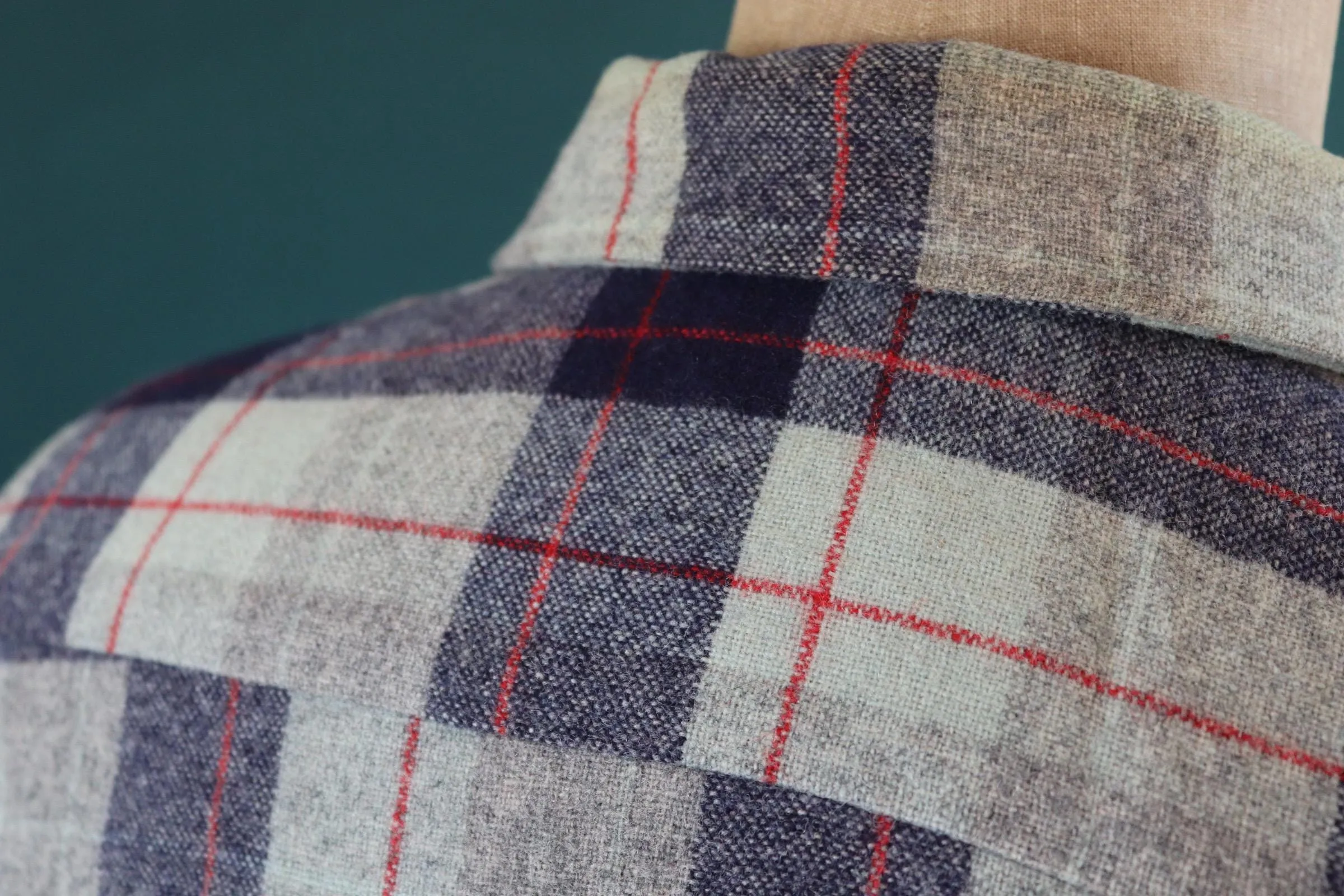Vintage plaid wool shirt - 1960s loop collar - blue grey check - 48” chest