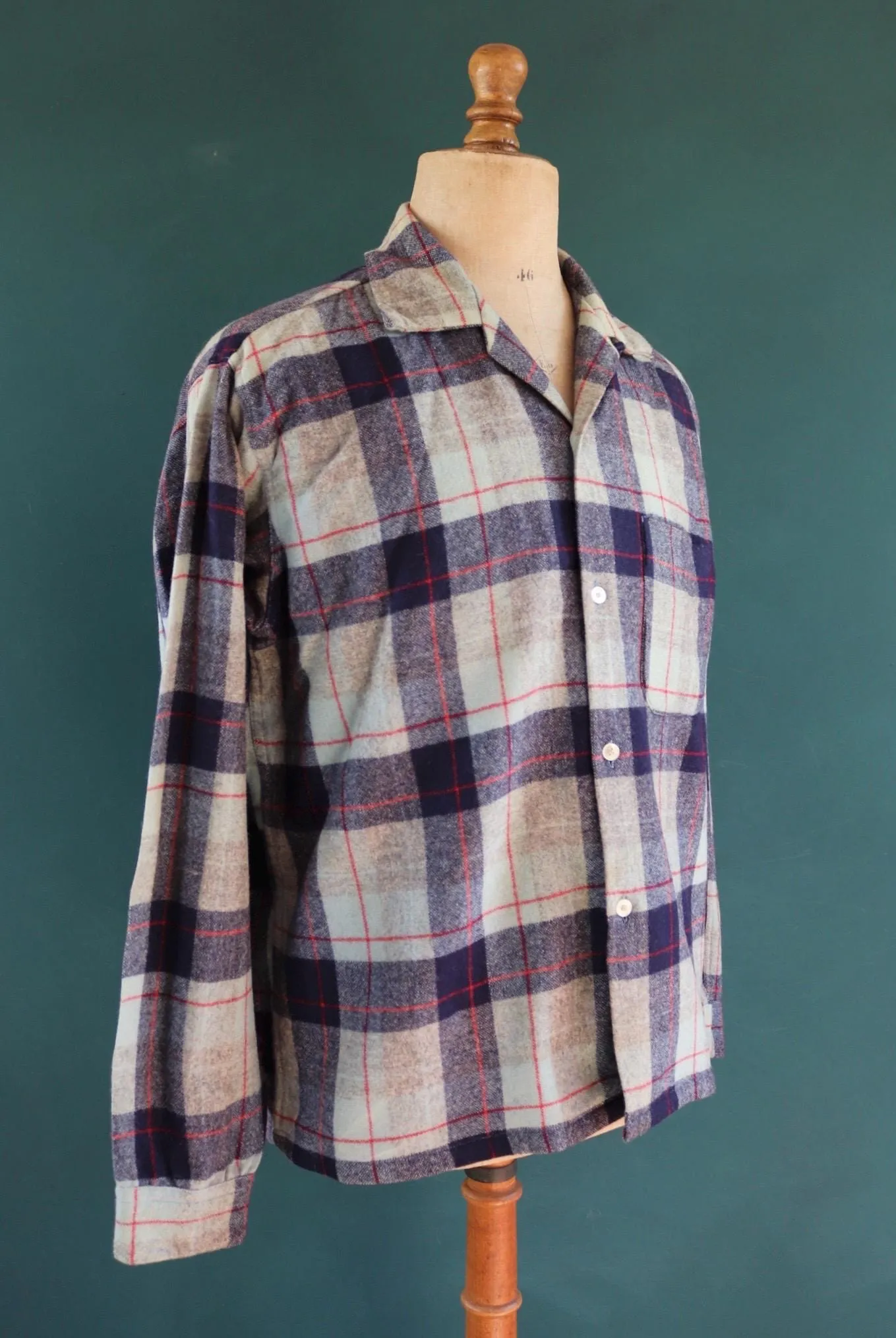 Vintage plaid wool shirt - 1960s loop collar - blue grey check - 48” chest