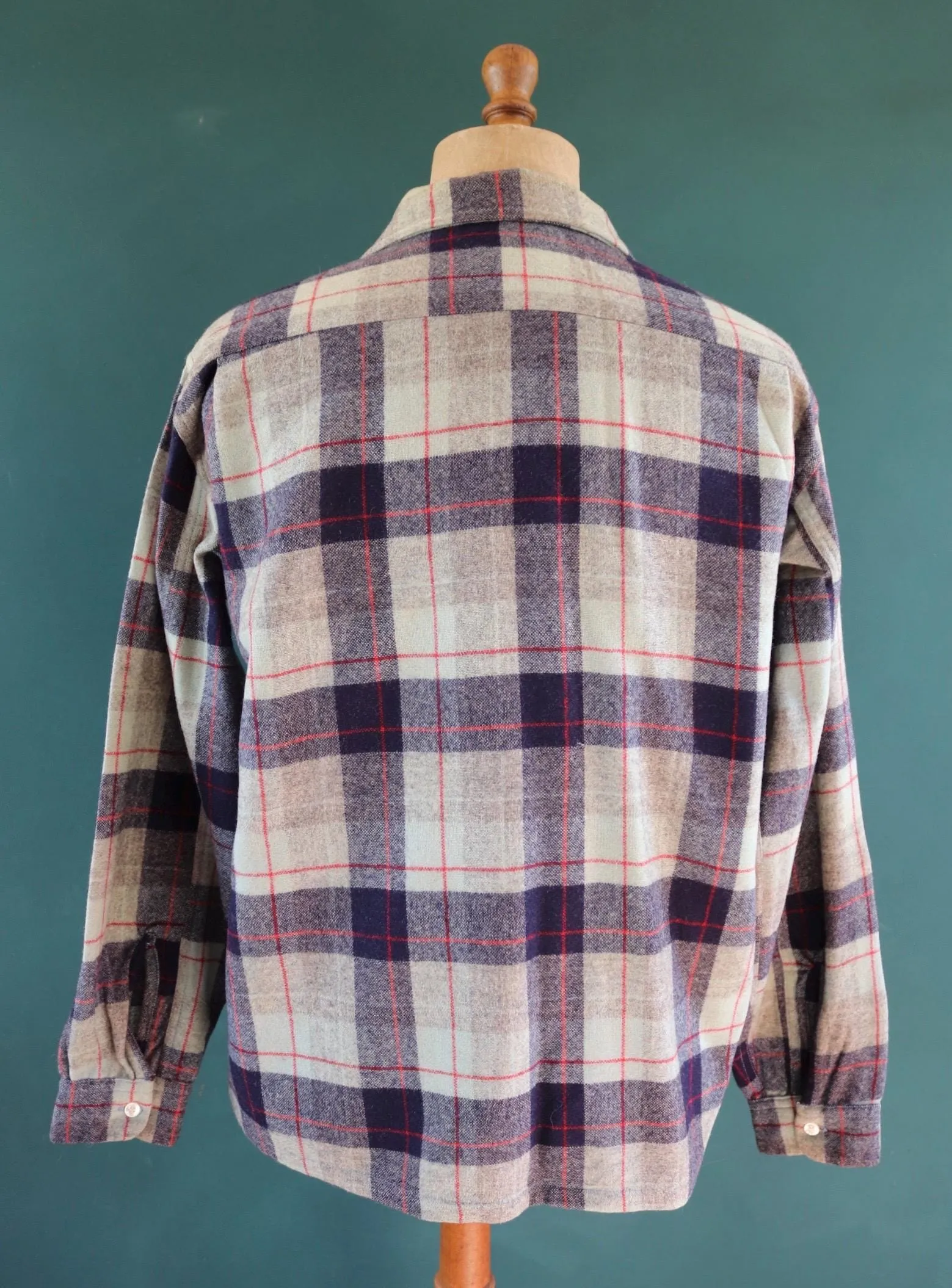 Vintage plaid wool shirt - 1960s loop collar - blue grey check - 48” chest