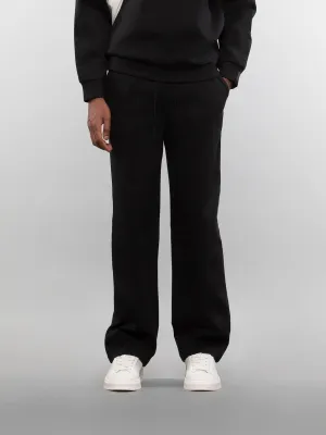 Wide-leg pants
