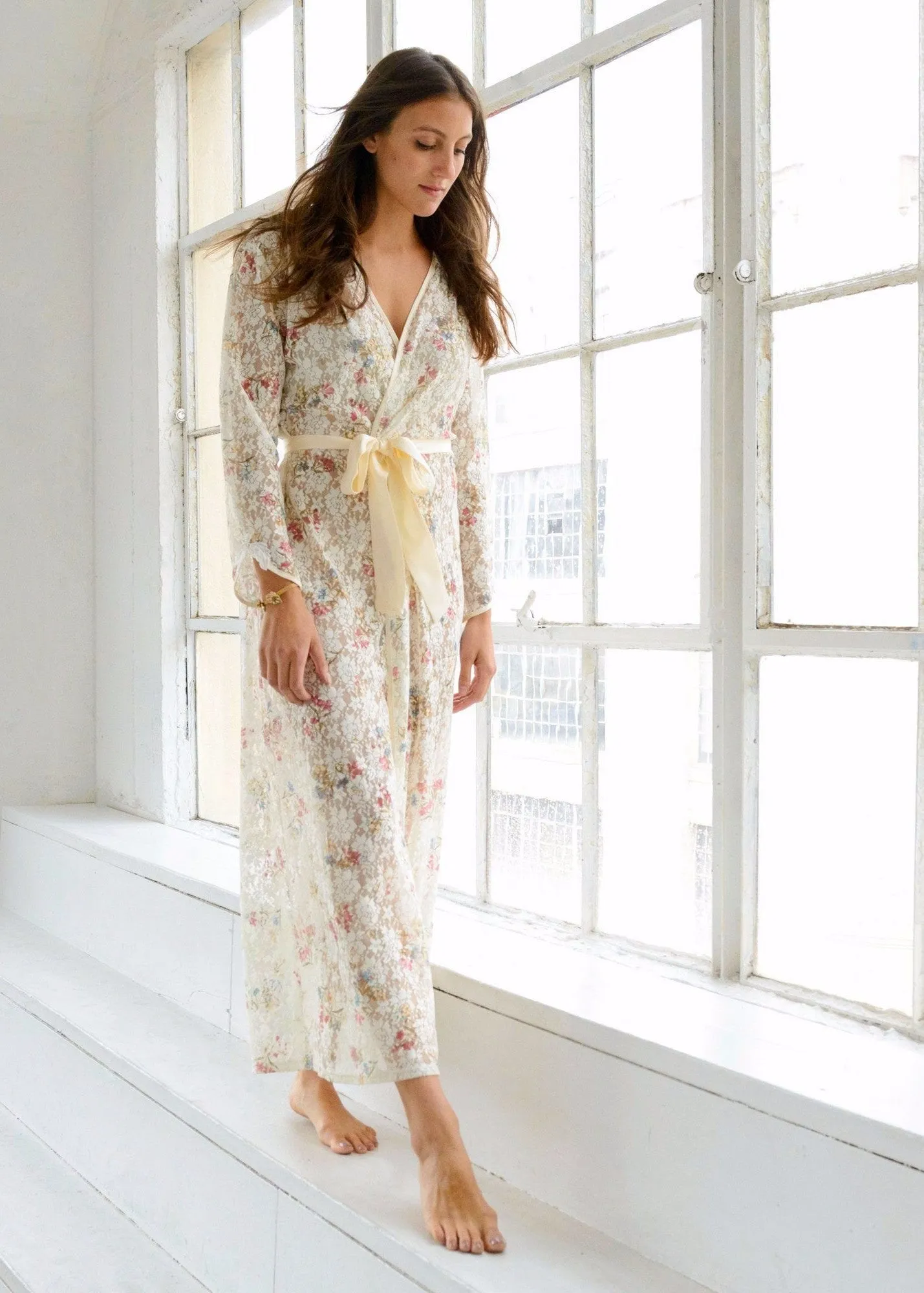 Willow Robe in Lace