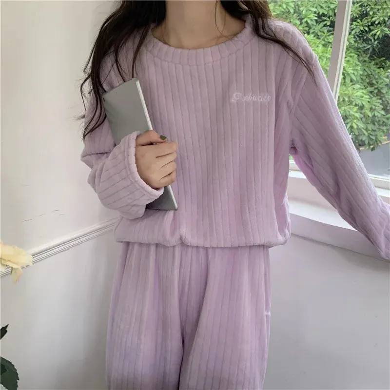 Winter Warm Flannel Fleecing Women Pyjamas Sets Thick Coral Velvet Long Sleeve Cartoon Sleepwear 2pcs Flannel Pajamas Set