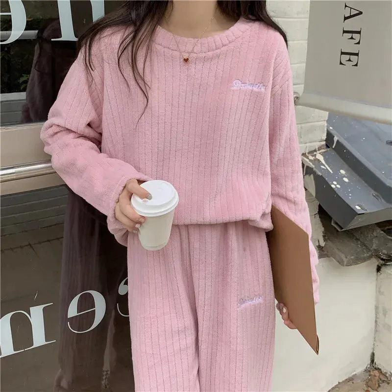 Winter Warm Flannel Fleecing Women Pyjamas Sets Thick Coral Velvet Long Sleeve Cartoon Sleepwear 2pcs Flannel Pajamas Set
