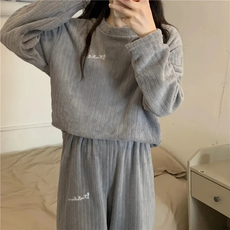 Winter Warm Flannel Fleecing Women Pyjamas Sets Thick Coral Velvet Long Sleeve Cartoon Sleepwear 2pcs Flannel Pajamas Set