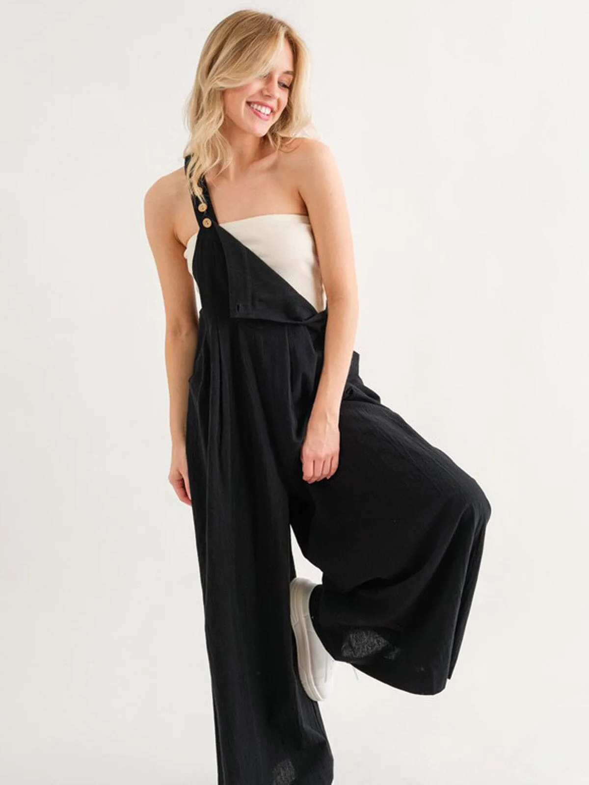 WOMEN'S SLEEVELES POCKETS WIDE LEG JUMPSUIT