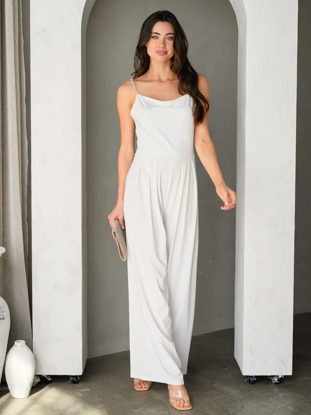 WOMEN'S SLEEVELESS PEARL DETAILED STRAPS WIDE LEG JUMPSUIT