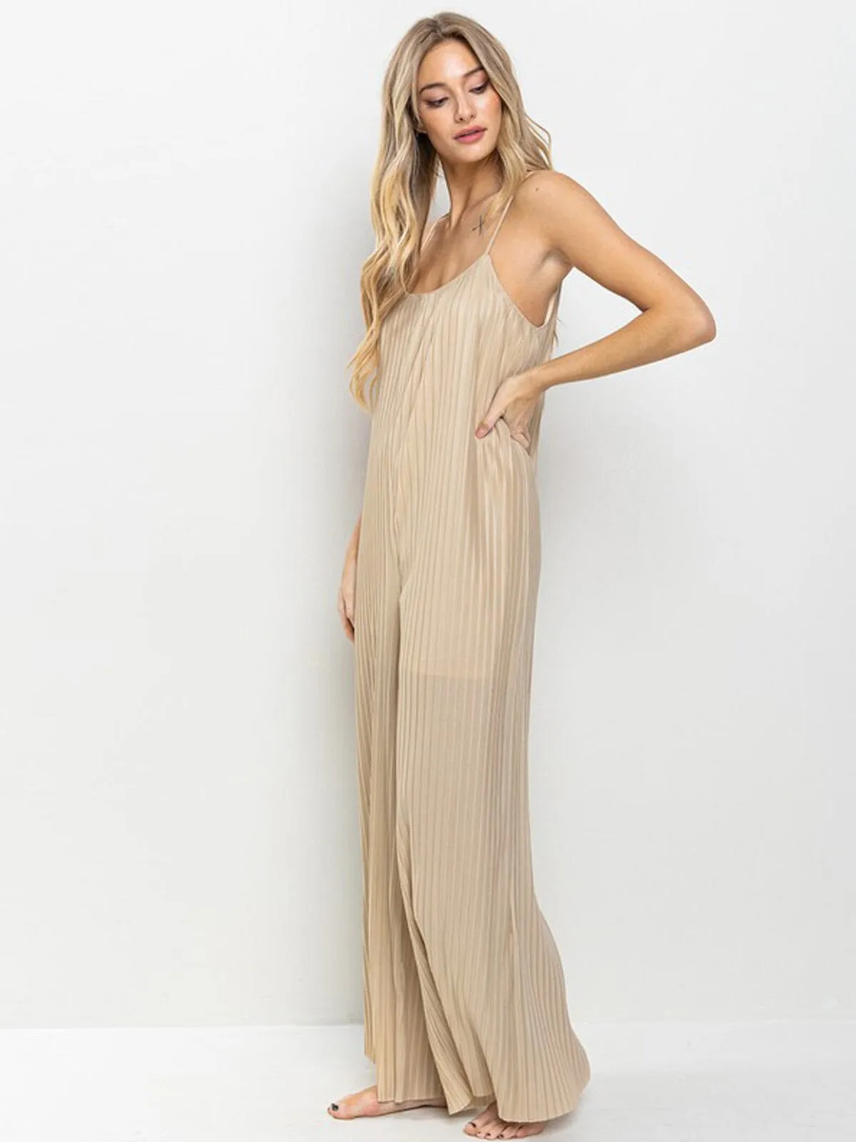 WOMEN'S SLEEVELESS POCKETS PLEATED WIDE LEG JUMSPUIT