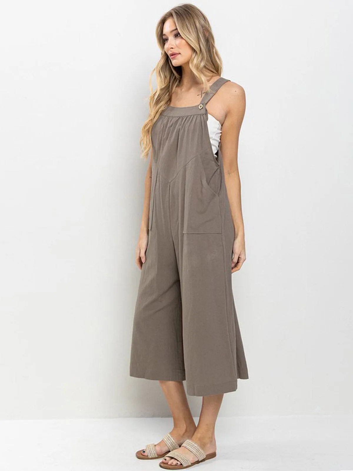 WOMEN'S SLEEVELESS POCKETS WIDE LEG JUMPSUIT