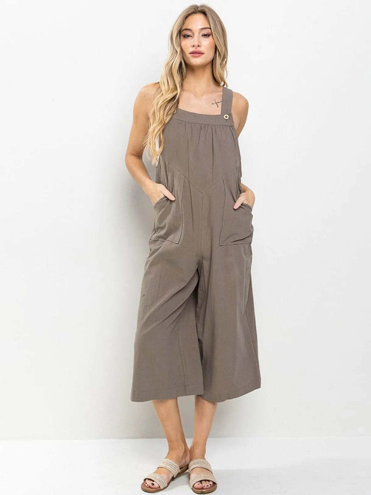 WOMEN'S SLEEVELESS POCKETS WIDE LEG JUMPSUIT