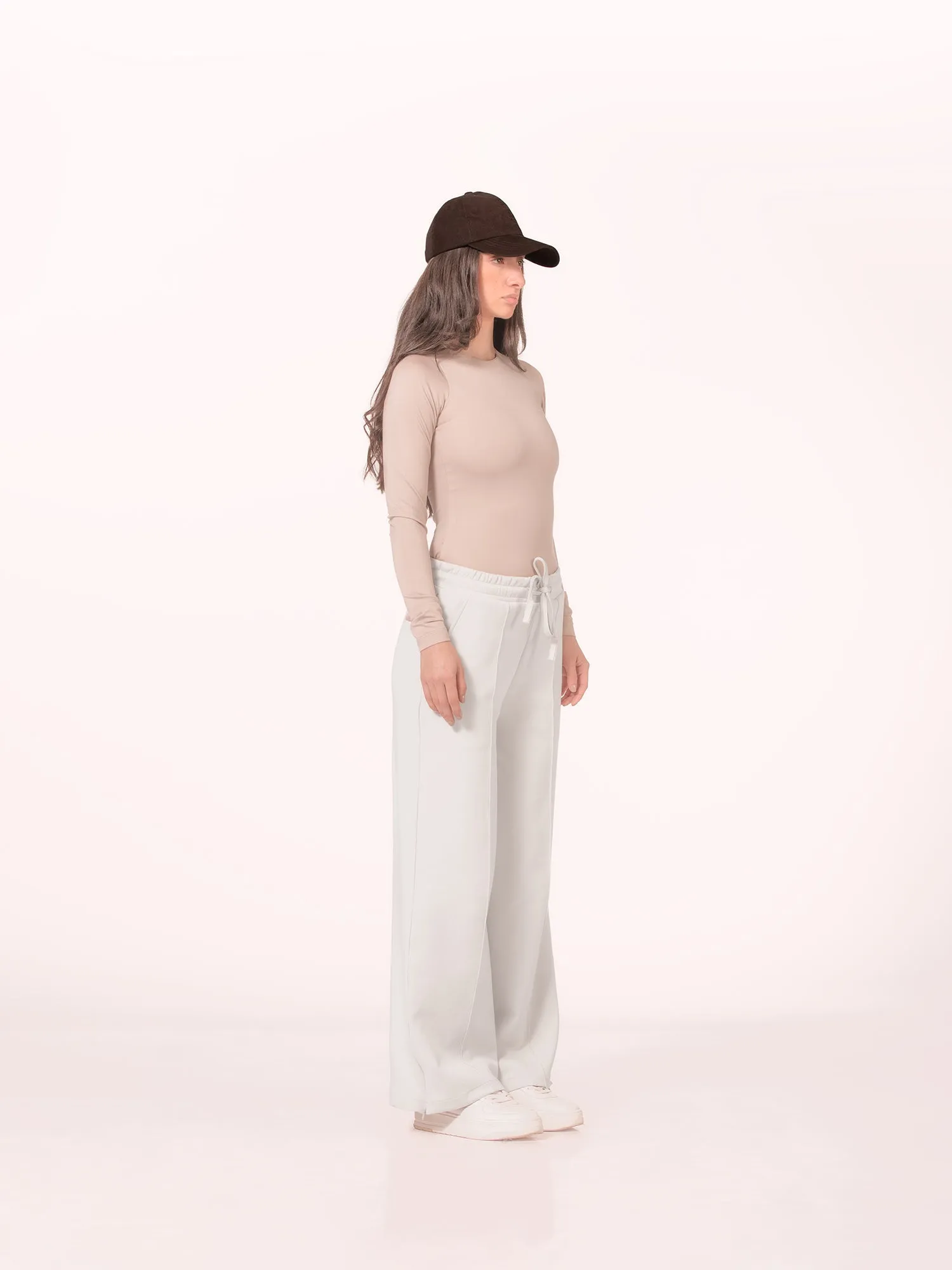 woo'ed wide-leg pants