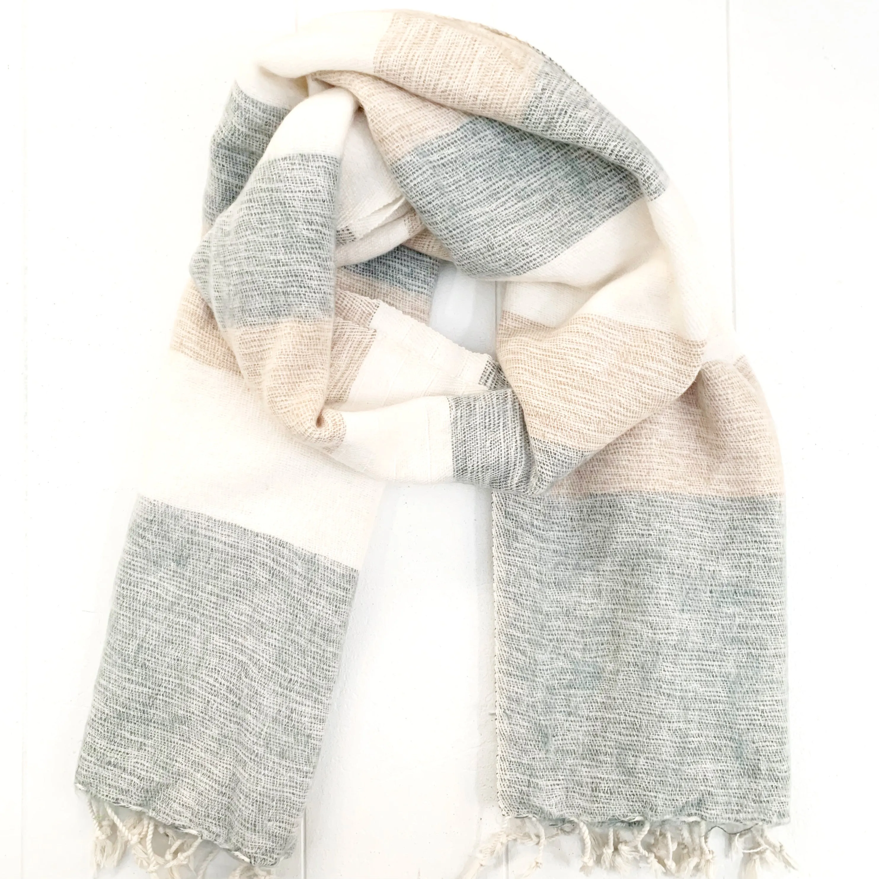 WOOL BLEND “CREAM & WHITE” STRIPED SHAWL 80x195CM