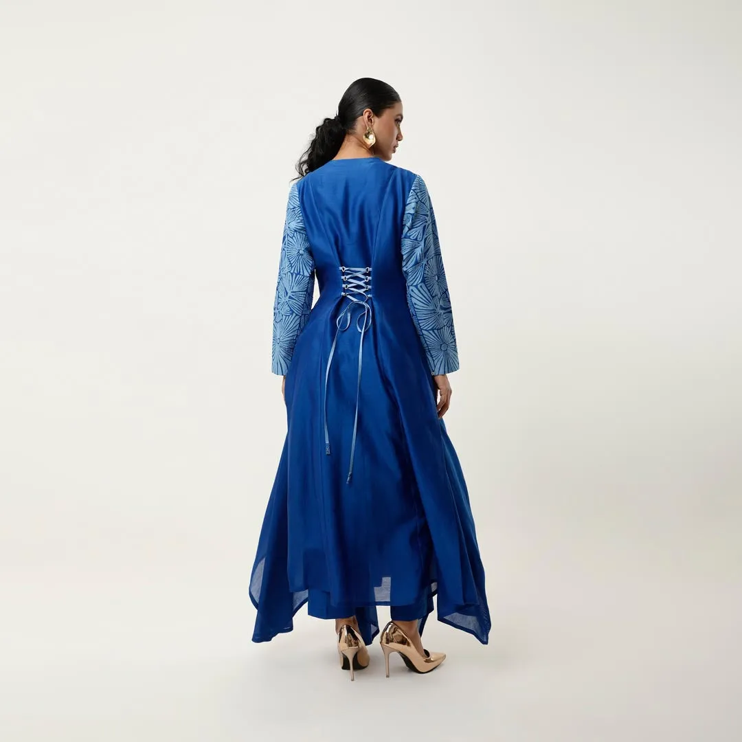 ZIPPERED V NECK CUTWORK ASSYMTRICAL KURTA WITH LINEN PANTS
